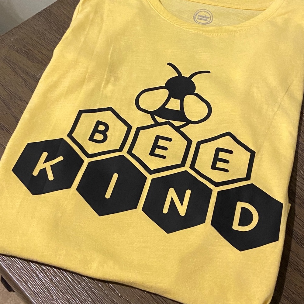 Bee Kind Graphic Tee